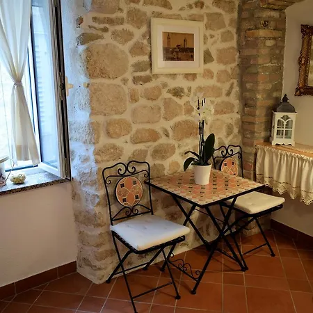 Apartment Old Town Rab Town